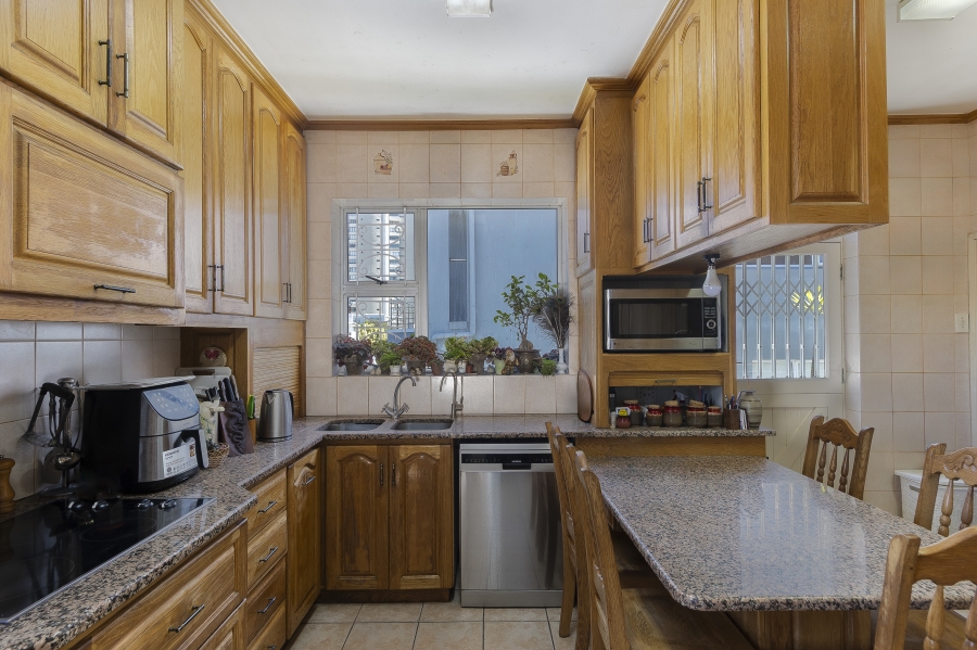 5 Bedroom Property for Sale in Lochnerhof Western Cape